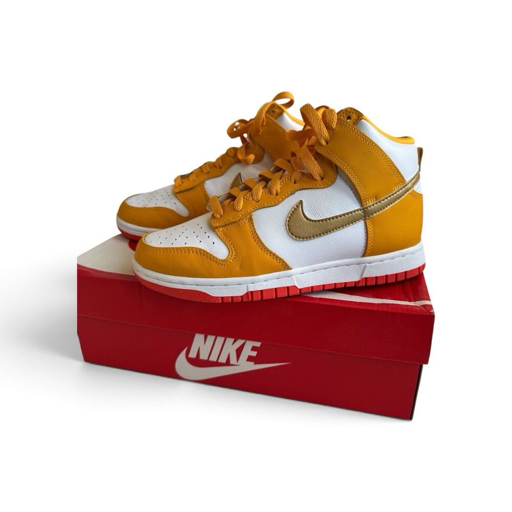 Nike Dunk High University Gold Metallic Gold White DQ4691-700 Women Sz 7 Men 5.5